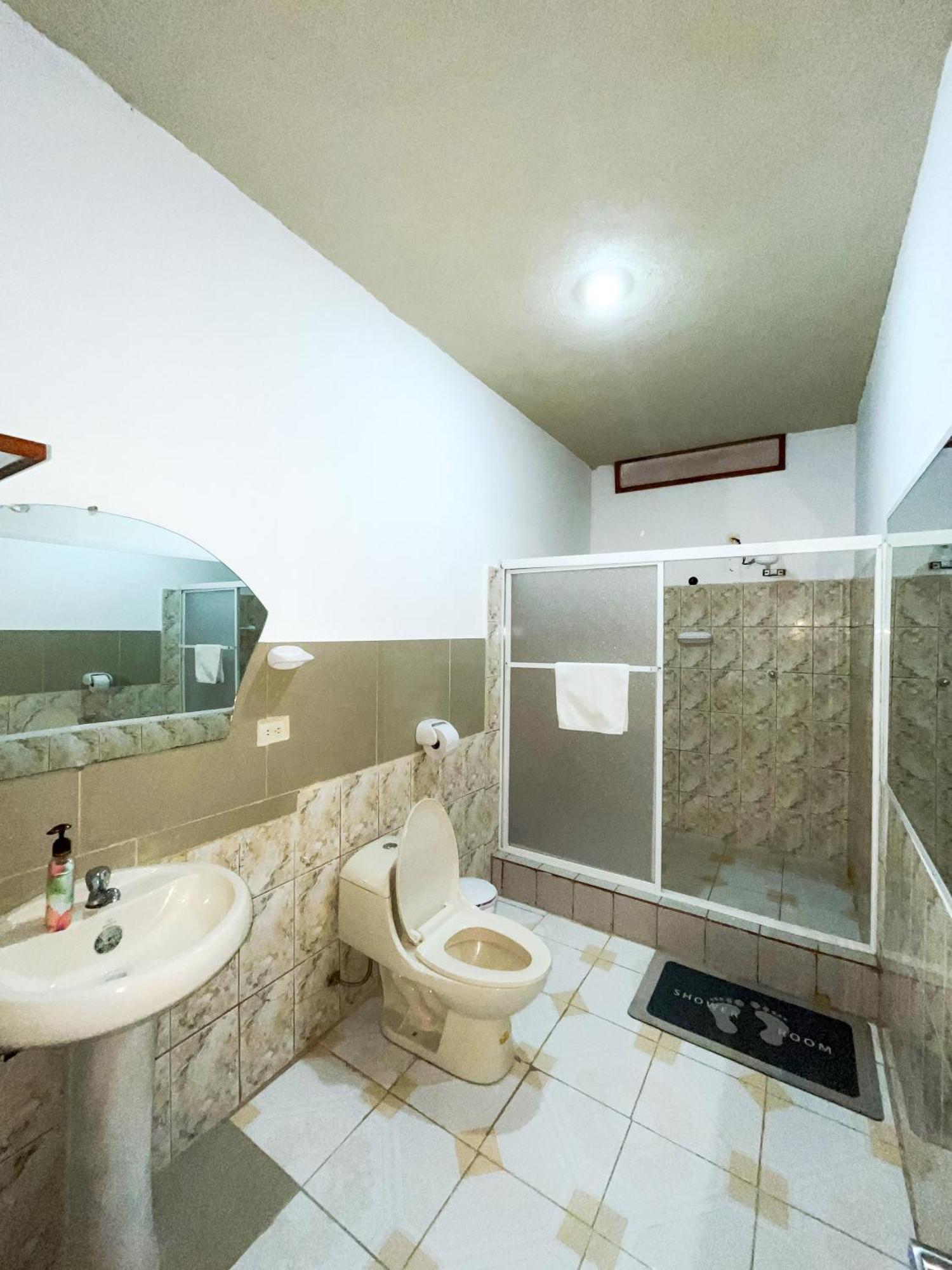 Casa En San Cristobal Villa Puerto Baquerizo Moreno Bagian luar foto